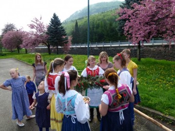 Stavanie Mája 2013