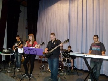Stavanie Mája 2013
