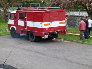Stavanie mája 2015